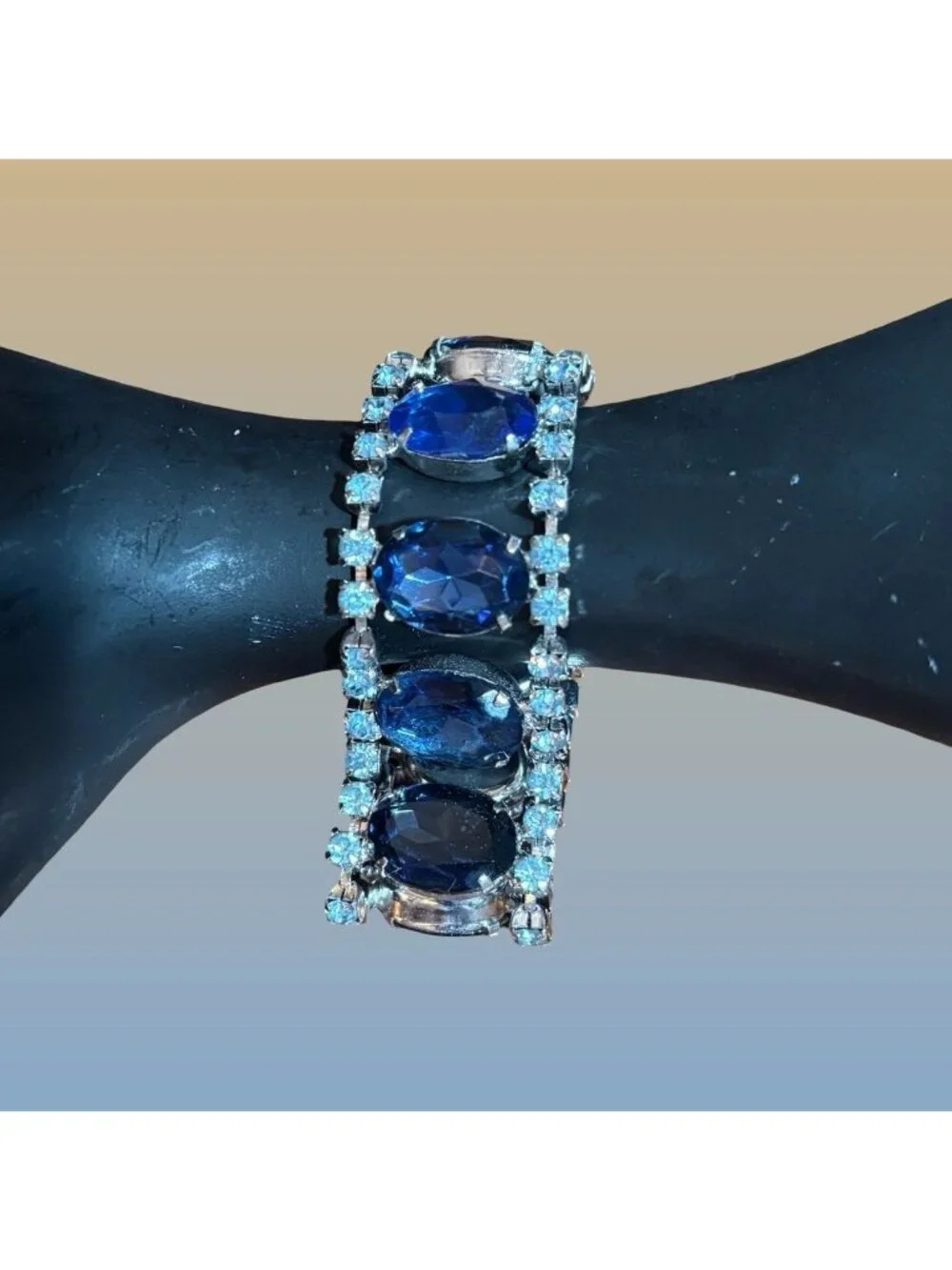 Elegant Silver-Tone Bracelet Faceted Blue Oval Stones Light Blue Crystal Accents